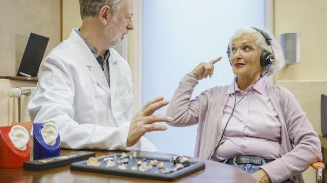 Does Medicare Cover Hearing Aids?